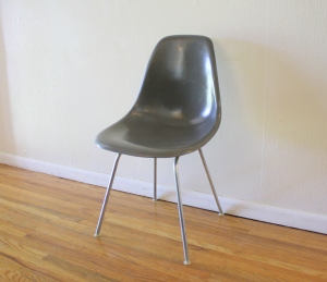 herman miller gray chair 1