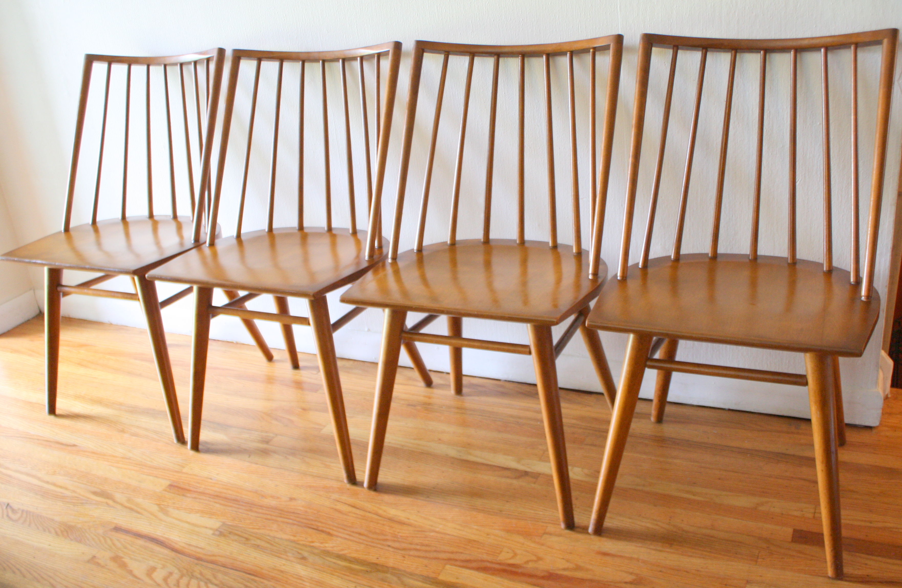 Mid Century Modern Dining Table And Chairs By Russel Wright For